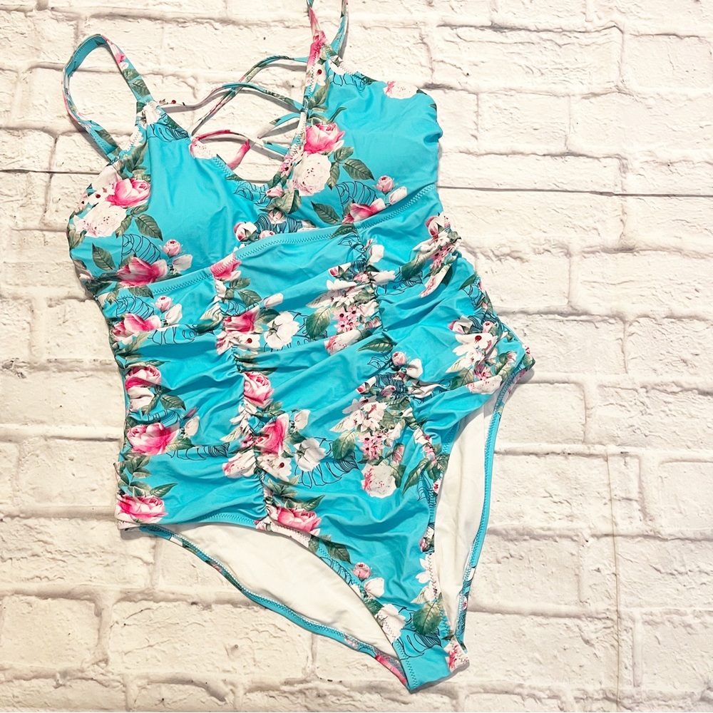 Cupshe blue floral one piece NEW 1x swimsuit plus size